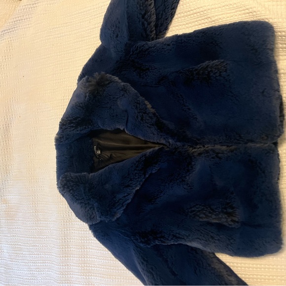Blue fur jacket - Picture 4 of 5